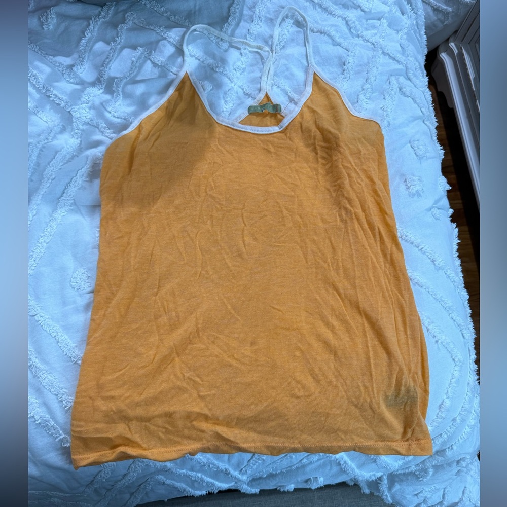2 alternative tank tops size small
